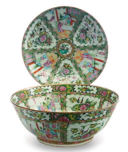 A CHINESE EXPORT FAMILLE ROSE MEDALLION DISH AND PUNCH BOWL,