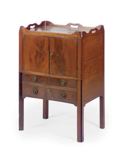 A GEORGE III MAHOGANY BEDSIDE TABLE,