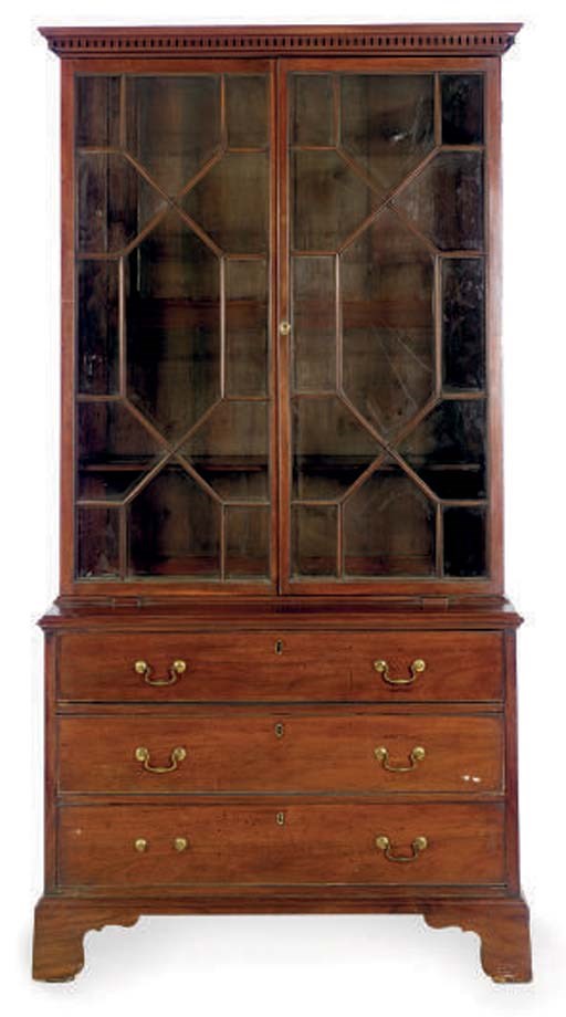 A GEORGE III MAHOGANY BOOKCASE,