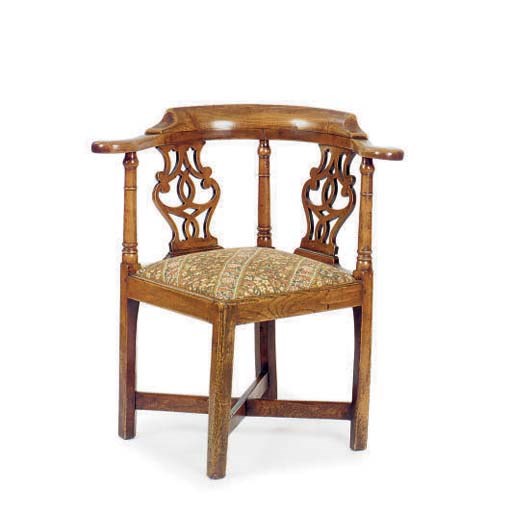 A LATE GEORGE III ELM AND OAK CORNER ARMCHAIR,