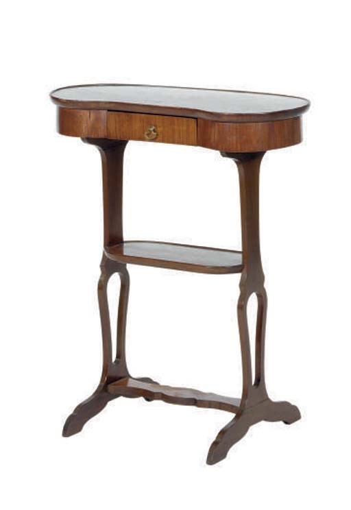 A FRENCH KINGWOOD KIDNEY-FORM SIDE TABLE,