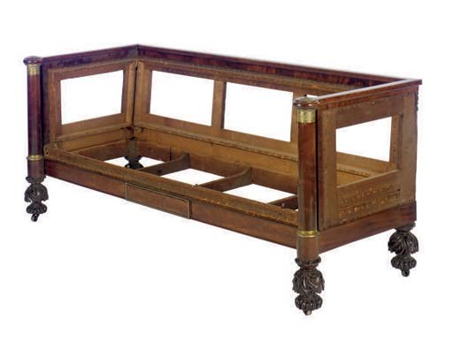 AN AMERICAN CLASSICAL CARVED MAHOGANY SOFA,