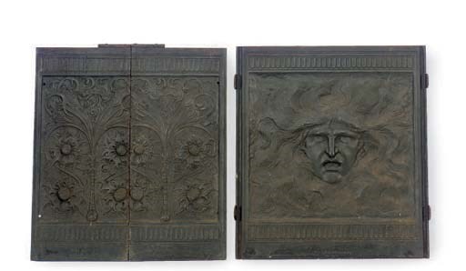 AN AMERICAN AESTHETIC MOVEMENT PIERCED AND MOLDED THREE-PART FIRE SCREEN,