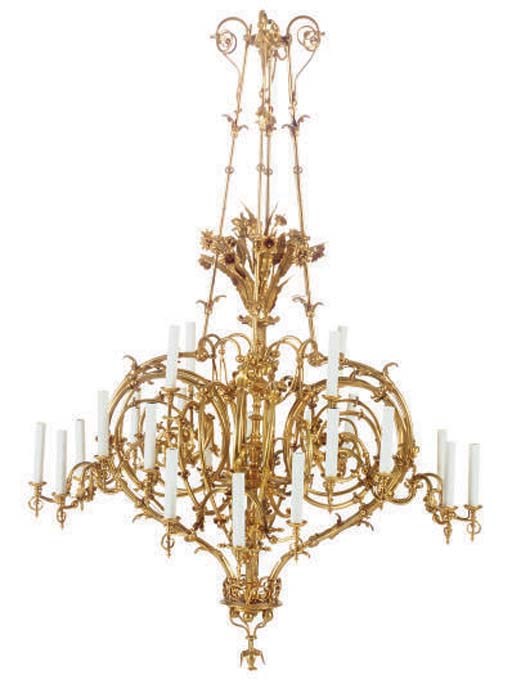 A GILT-BRONZE AND GLASS TWENTY-FOUR LIGHT CHANDELIER,
