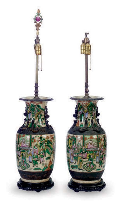 A PAIR OF CHINESE PORCELAIN LAMPS,