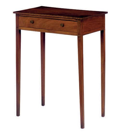 A PAIR OF ENGLISH MAHOGANY SMALL SIDE TABLES,