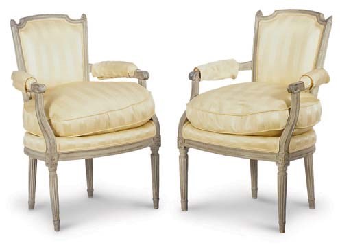 A PAIR OF LOUIS XVI GRAY PAINTED FAUTEUILS,