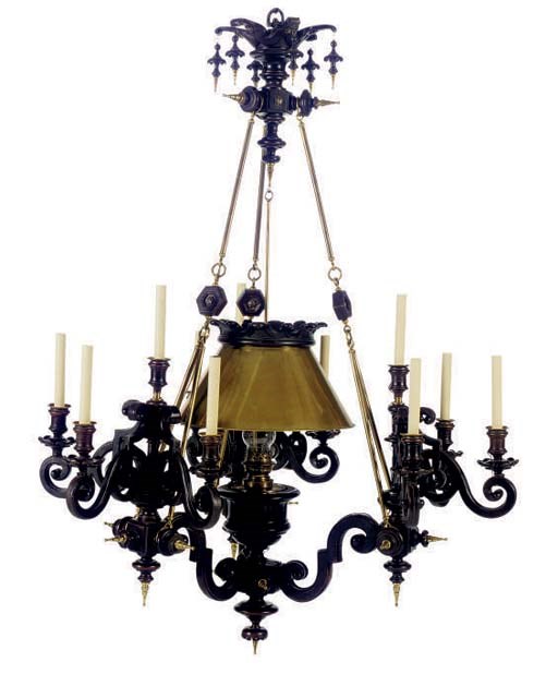 A HARDWOOD AND BRASS TWELVE-LIGHT CHANDELIER,