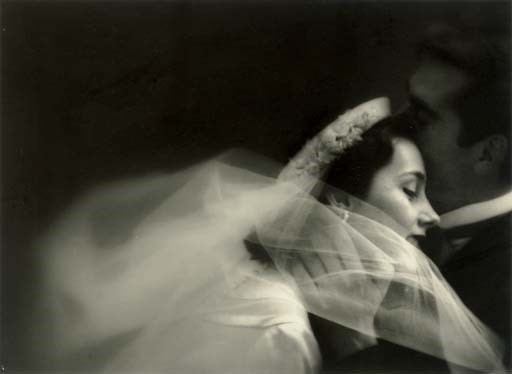 LILLIAN BASSMAN (b. 1917)