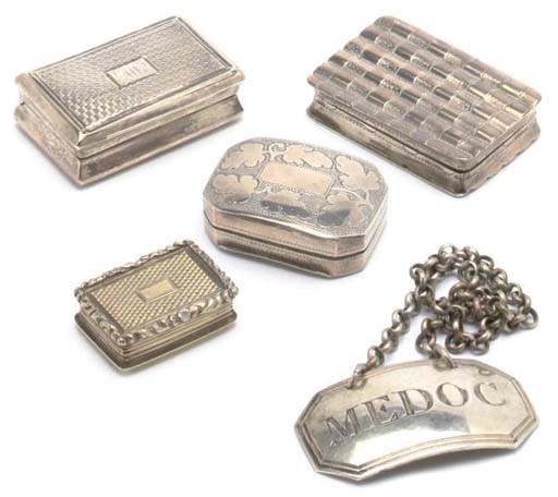 A GROUP OF FOUR EARLY 19TH CENTURY SILVER VINAIGRETTES AND FOUR SILVER WINE LABELS