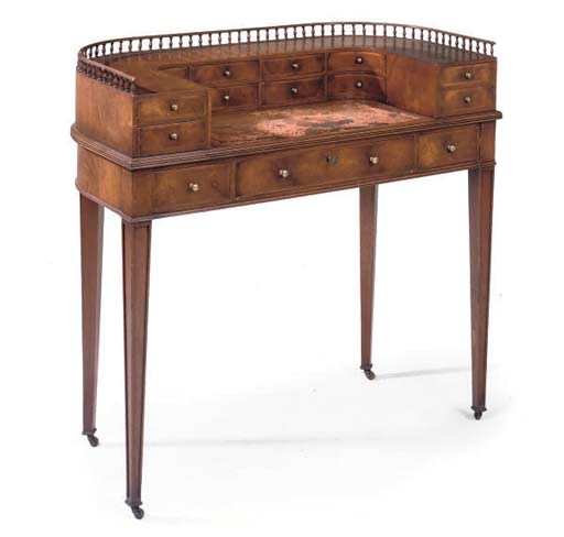 A MAHOGANY 'CARLTON HOUSE' DESK