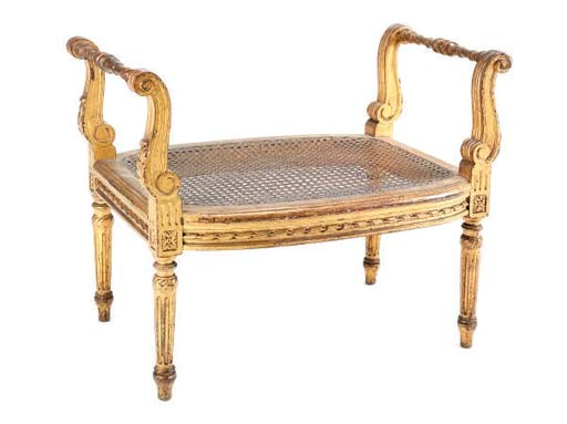 A GILTWOOD WINDOW SEAT