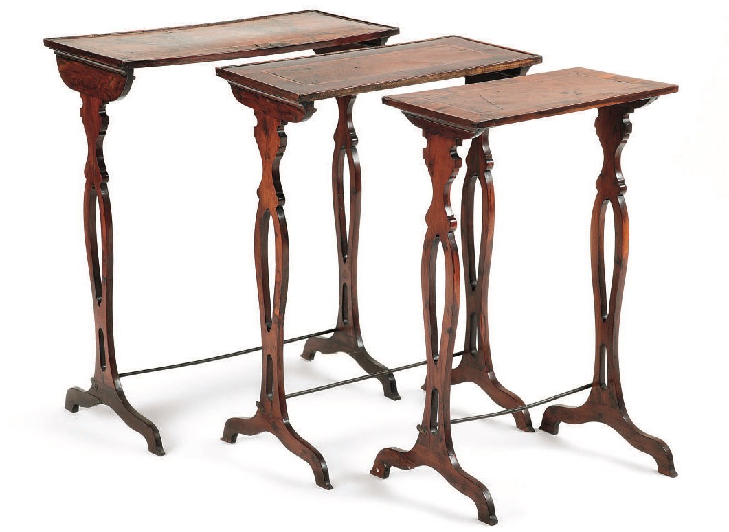 A SET OF THREE VICTORIAN GRADUATED YEWWOOD MAHOGANY CROSSBANDED AND INLAID TABLES