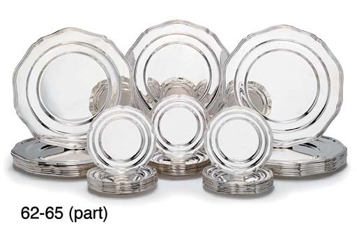A SET OF TWENTY-FOUR ELIZABETH II SILVER SIDE-PLATES