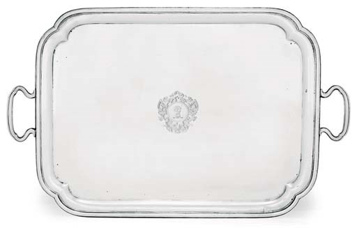 A GEORGE V SILVER TRAY