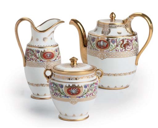 A FRENCH PORCELAIN PART TEA-SERVICE OF CHATEAU DE FONTAINBLEU-TYPE