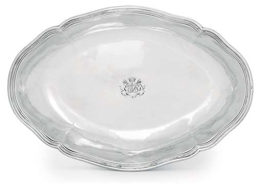 A LOUIS XV SILVER ENTRÉE-DISH