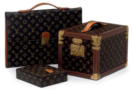 A SMALL COLLECTION OF LOUIS VUITTON