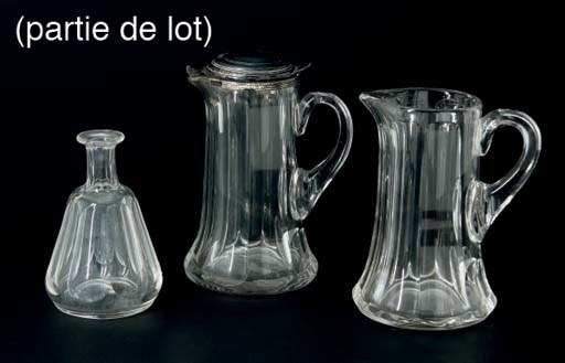 PARTIE COMPOSITE DE SERVICE DE VERRES