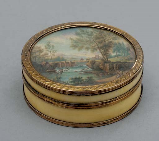 BOITE EN IVOIRE, OR ET MINIATURE