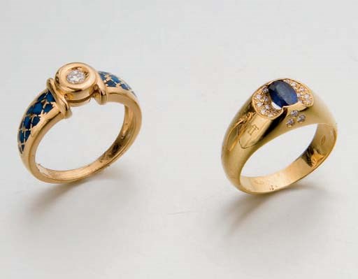 DEUX BAGUES SAPHIR ET DIAMANTS, PAR KORLOFF