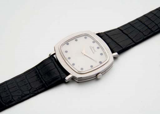 MONTRE EN OR, PAR PIAGET