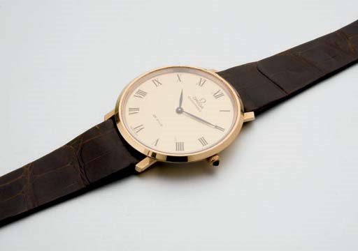 MONTRE BRACELET EN OR, PAR OMEGA