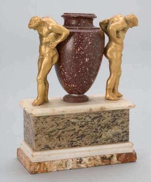 VASE A L'ANTIQUE DU XIXEME SIECLE