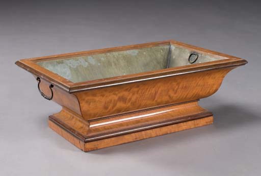 JARDINIERE DU XIXEME SIECLE
