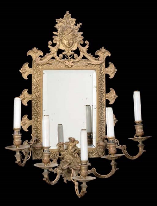 PAIRE DE MIROIRS DE STYLE LOUIS XIV