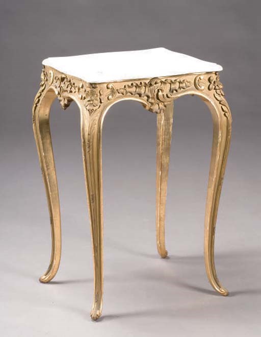 PETITE TABLE DE STYLE LOUIS XV