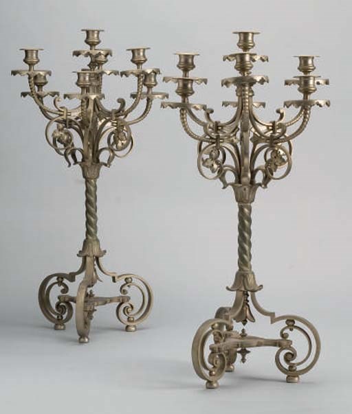 PAIRE DE CANDELABRES DE LA FIN DU XIXEME SIECLE