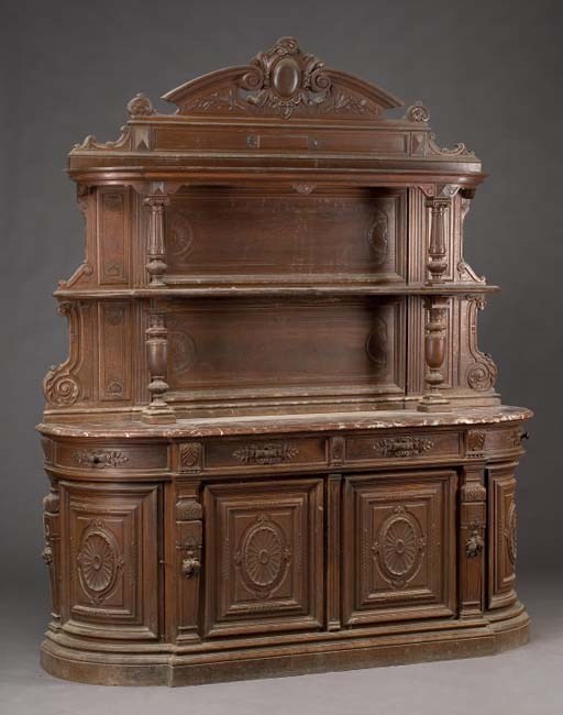 BUFFET DRESSOIR DE STYLE RENAISSANCE DE LA FIN DU XIXEME SIECLE