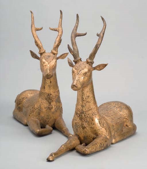 PAIRE DE STATUETTES