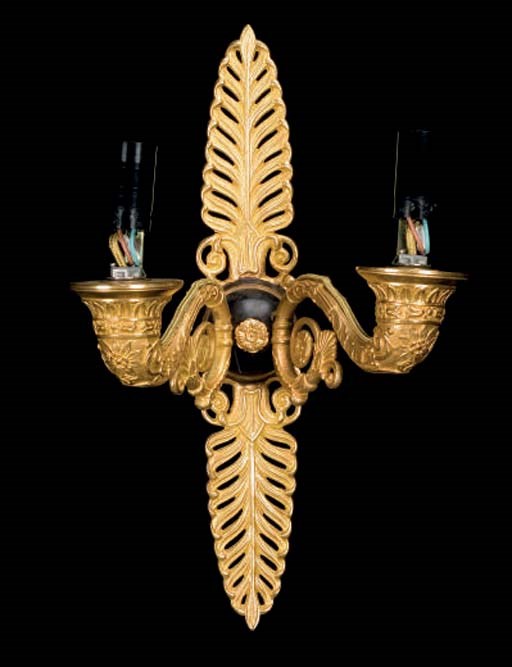 APPLIQUE DE STYLE EMPIRE