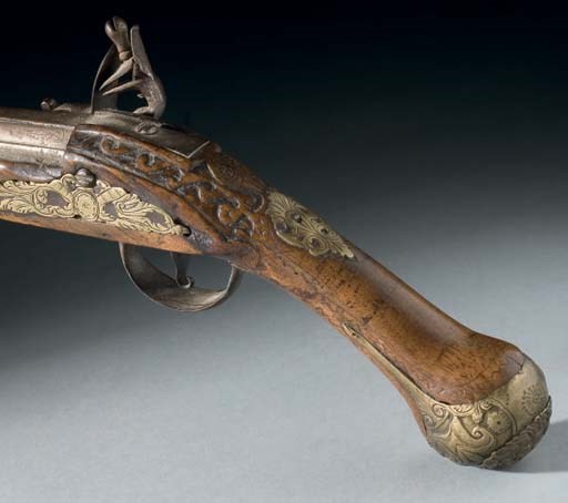 PISTOLET A SILEX DE LA FIN DU XVIIEME SIECLE