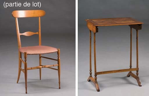 PETITE TABLE DE LA FIN DU XIXEME SIECLE
