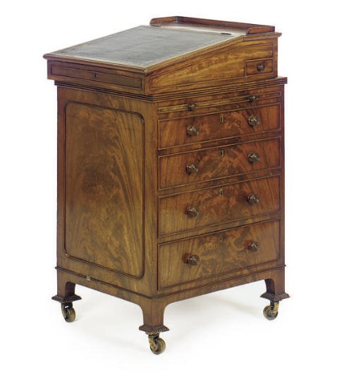 A REGENCY MAHOGANY DAVENPORT,