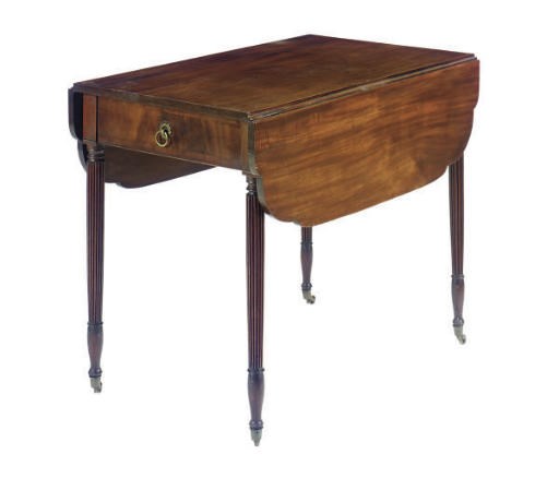 AN AMERICAN FEDERAL MAHOGANY PEMBROKE TABLE,