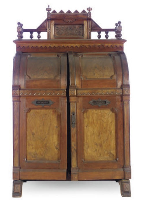 AN AMERICAN ASTHETIC MOVEMENT WALNUT AND BURR BIRCH DESK,