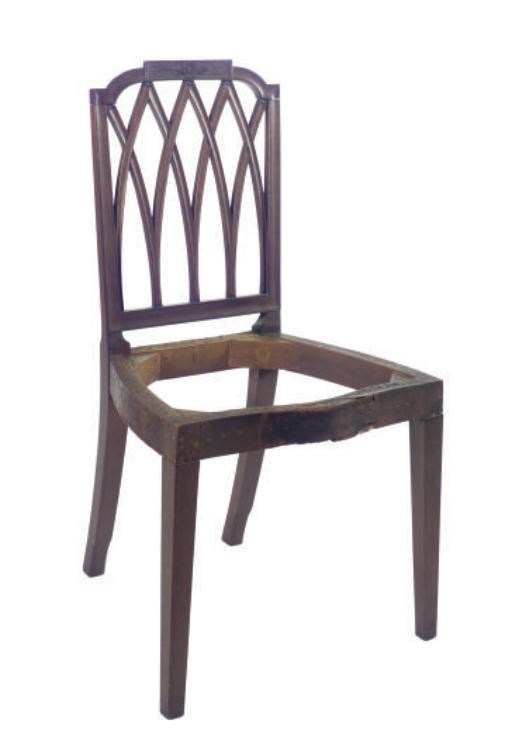 AN AMERICAN CARVED MAHOGANY SIDE CHAIR,