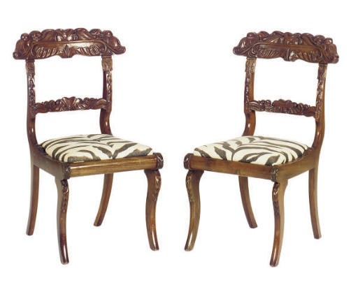 A PAIR OF MAHOGANY SIDE CHAIRS,