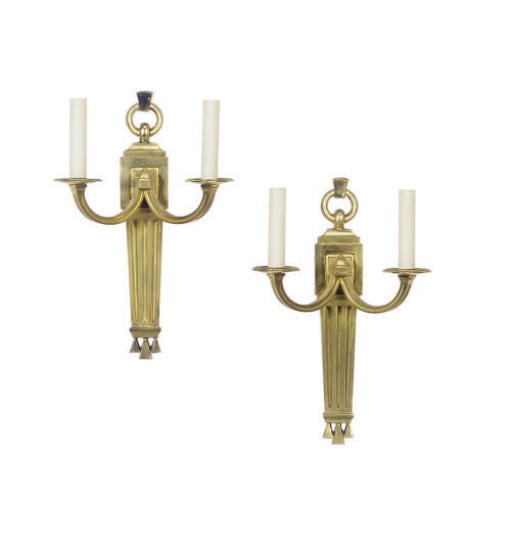 A PAIR OF FRENCH GILT-METAL WALL LIGHTS,