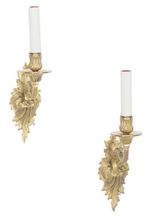 A SET OF FOUR GILT-BRONZE SINGLE-BRANCH WALL LIGHTS,