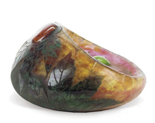 A FRENCH CAMEO GLASS VIDE POCHE WITH APPLIED DECORATION,