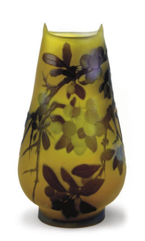 A FRENCH CAMEO GLASS VASE,