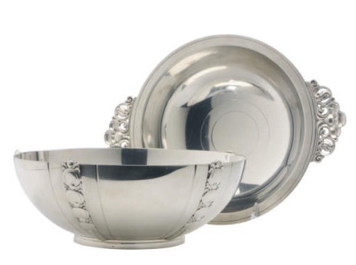 TWO AMERICAN SILVER BOWLS,