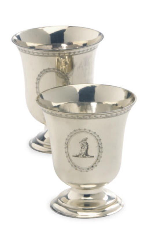 A PAIR OF GEORGE IV SILVER FOOTED CUPS,
