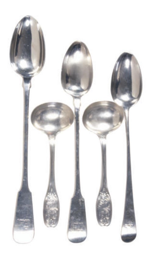 A GROUP OF FIVE ENGLISH AND SCOTTISH SILVER SERVING SPOONS,