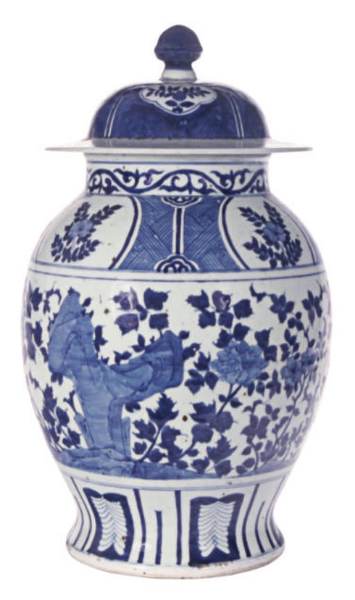 A CHINESE BLUE AND WHITE OVOID JAR AND COVER,